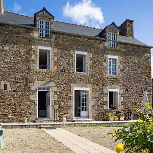  Hébergement de vacances Maison De En Pierre Entre Terre Et